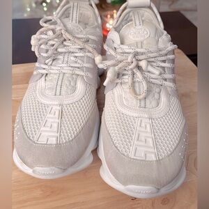 VERSACE CHAIN REACTION WHITE SNEAKERS
Size 43 US 10